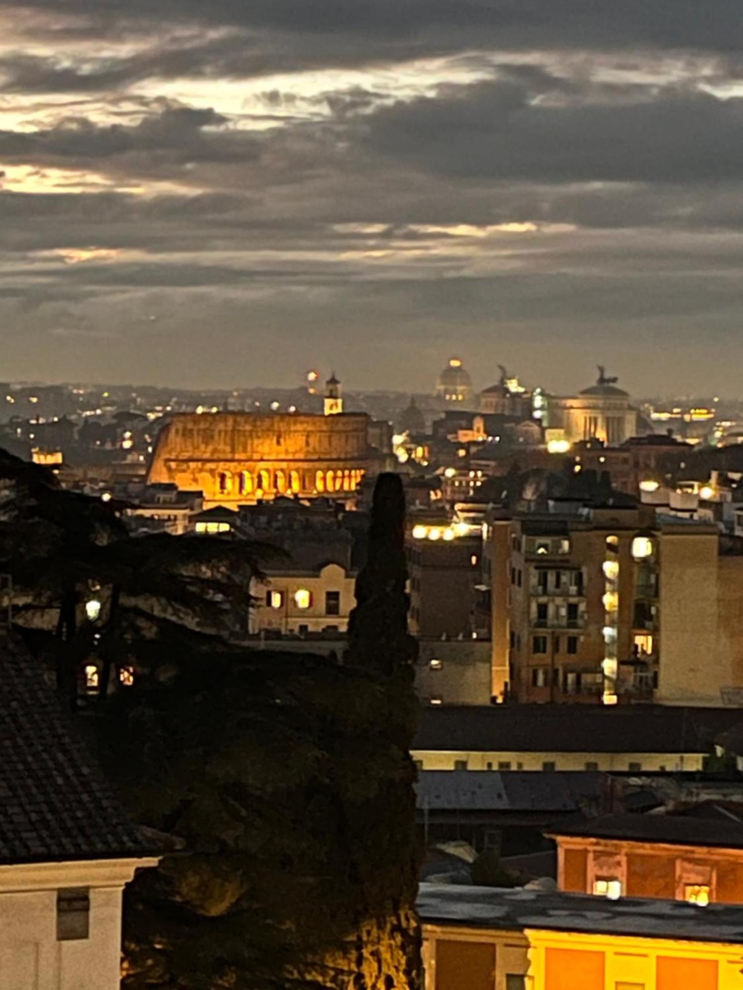 Colosseum Deluxe Rom Exteriör bild